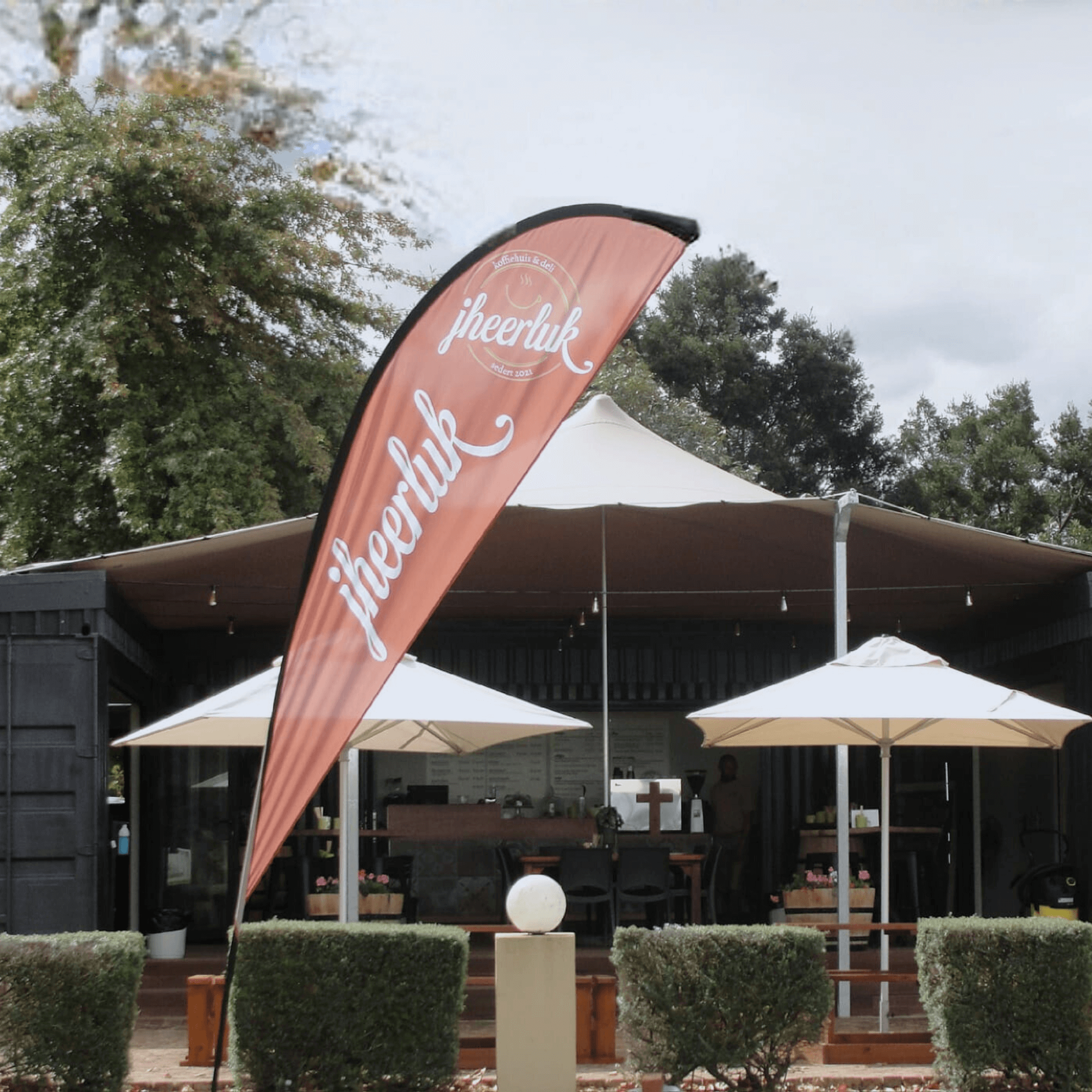 Jheerluk Koffiehuys | Outeniqua High School
